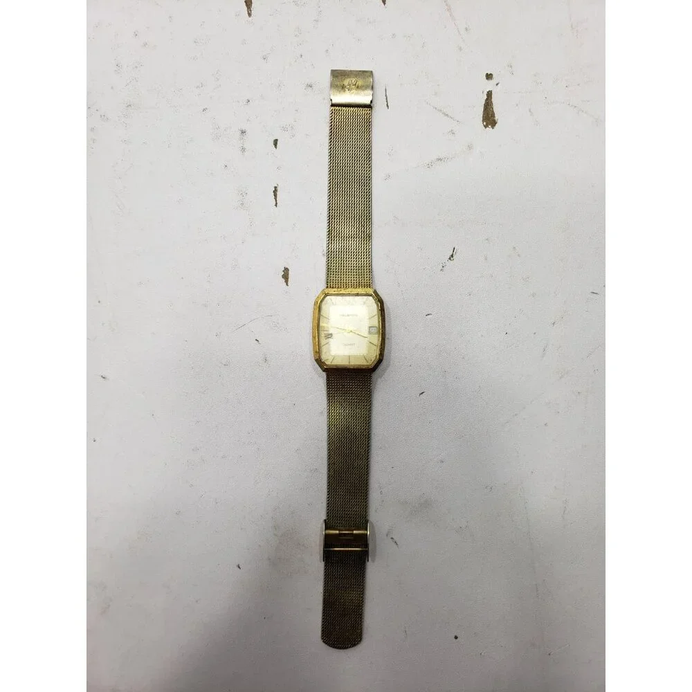 Helbros 56621 Quartz Gold Plated Watch Base Metal Bezel 555415 87-1 Untested